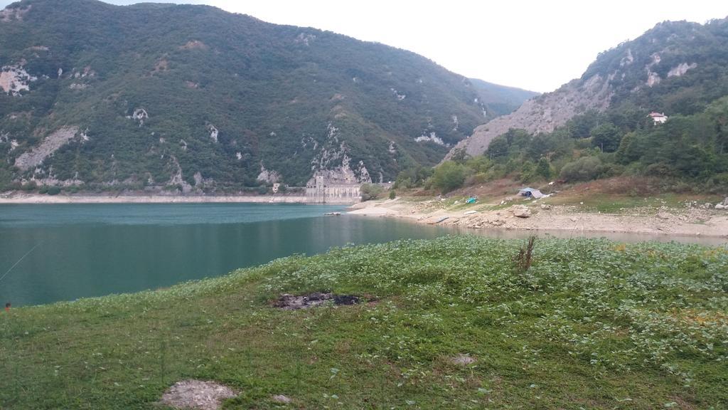 La Casetta Dei Desideri Poggio Bustone Exterior foto