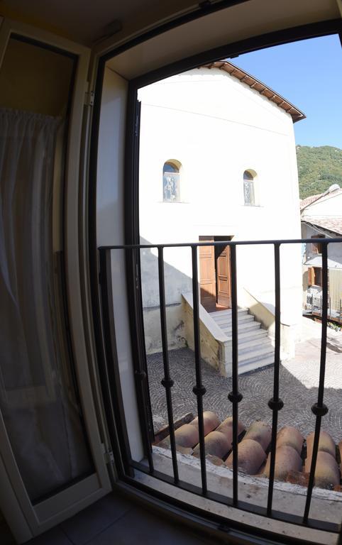 La Casetta Dei Desideri Poggio Bustone Exterior foto