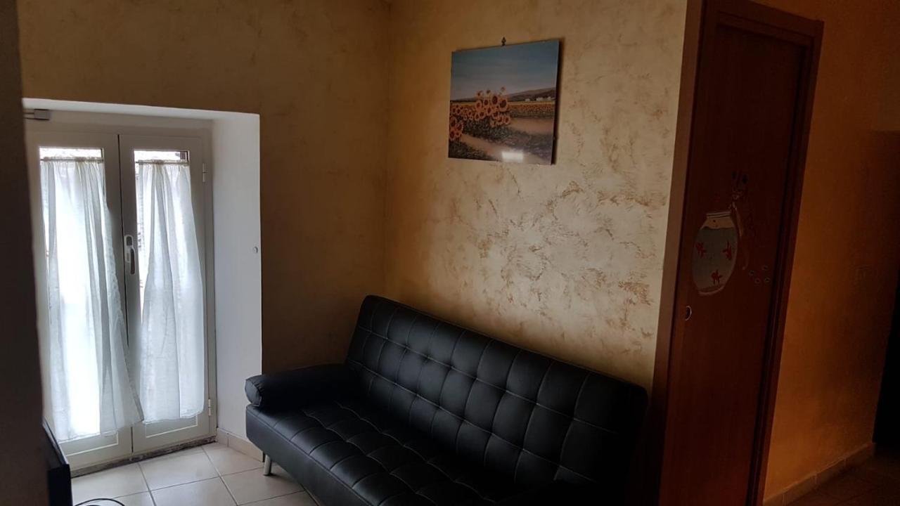 La Casetta Dei Desideri Poggio Bustone Exterior foto